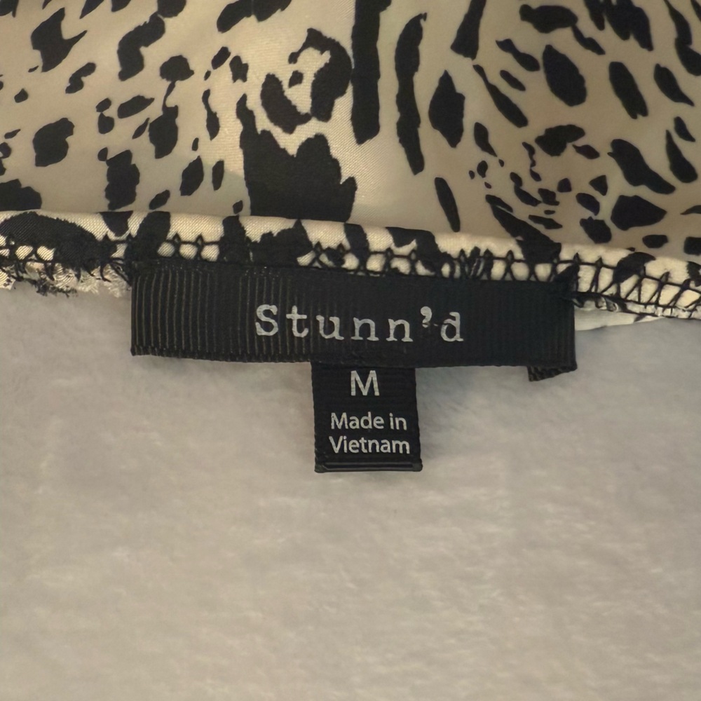 Leopard Print Spaghetti Strap Crop Top - Picture 6 of 6